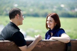 разгвоаривать и слушать супруга