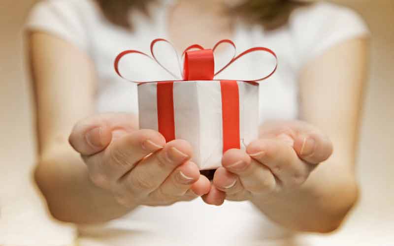 время дарить подарки что подарить главная